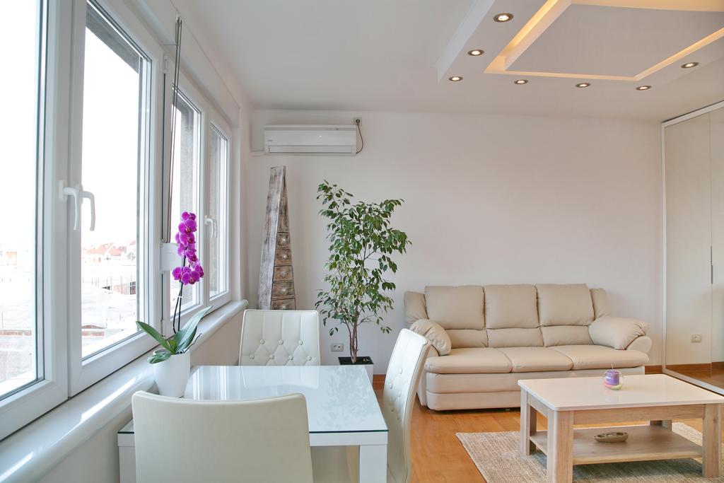 Apartment Queen'S Park Belgrade Exterior photo