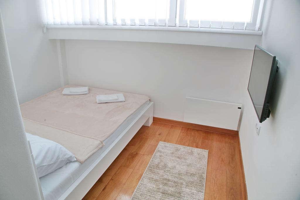 Apartment Queen'S Park Belgrade Exterior photo