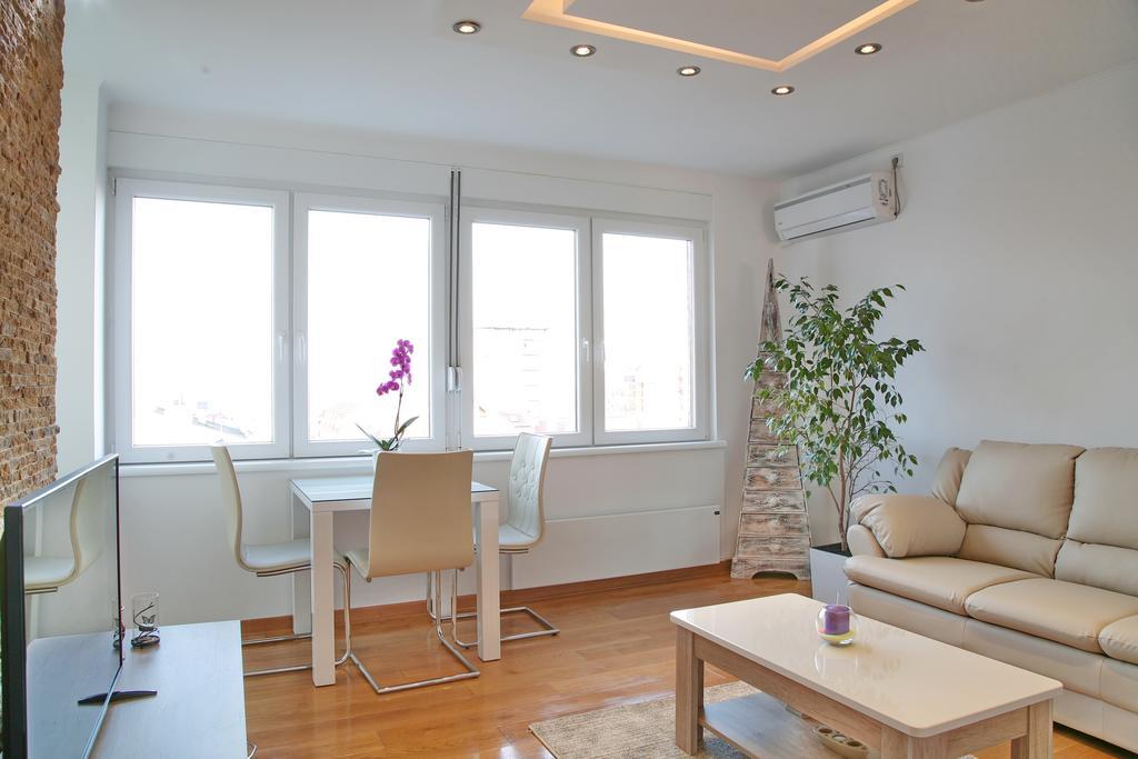 Apartment Queen'S Park Belgrade Exterior photo