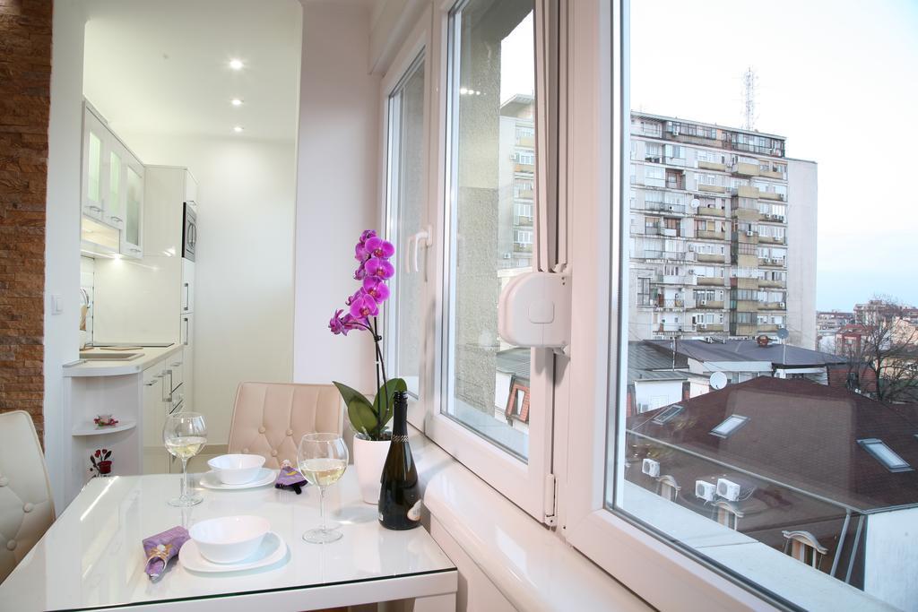 Apartment Queen'S Park Belgrade Exterior photo